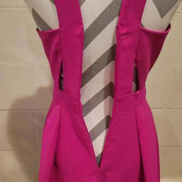 Adeyln Rae Serena Fit and Flare Scallop Dress Fuchsia Size XS EUC. - Picture 6 of 13